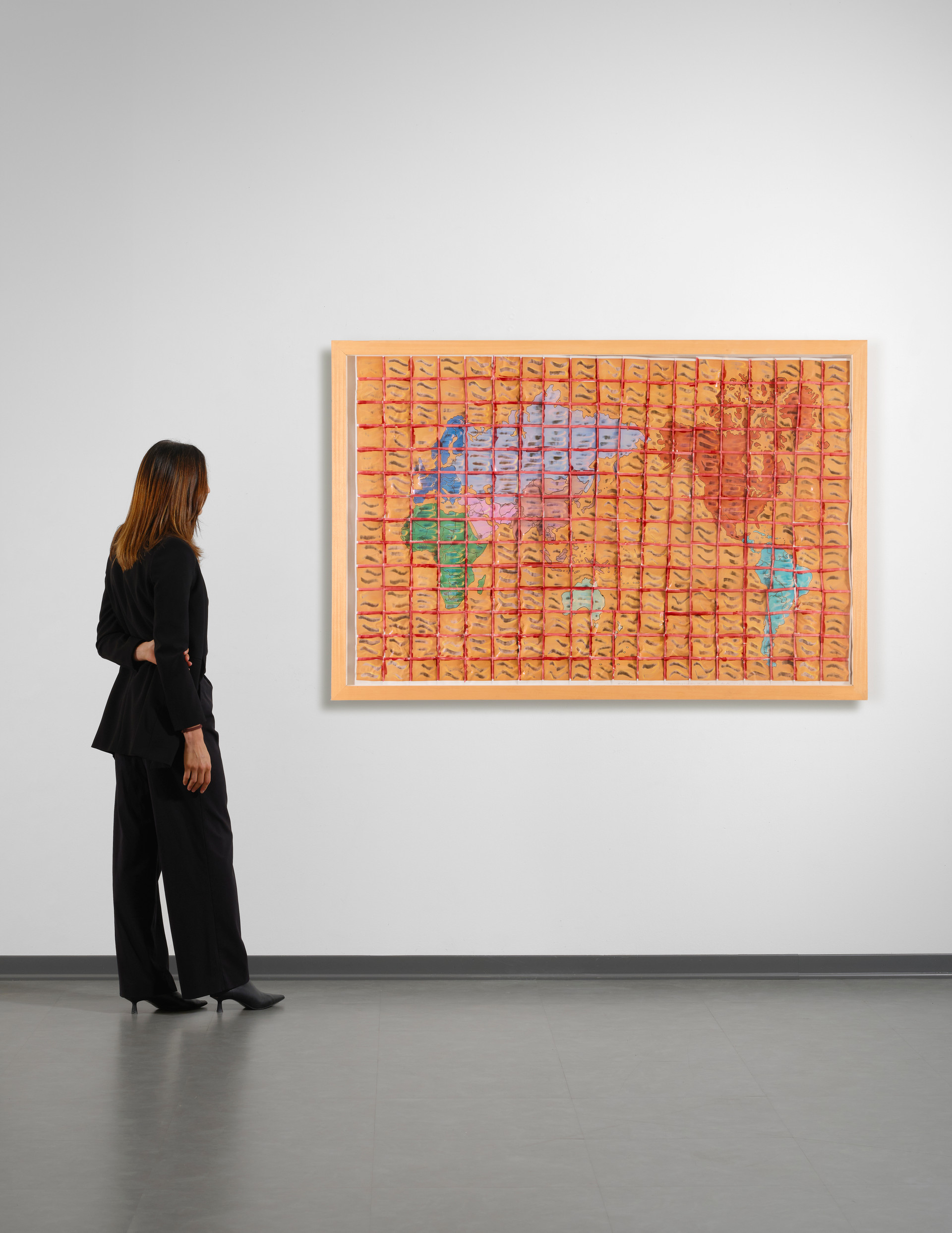 Mondo bruciato ready made  - Maurizio Galimberti - 2005