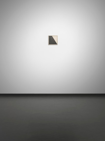 Particolare (in corrispondenza del lato obliquo della prima N di infinito) - Giovanni Anselmo - 1974